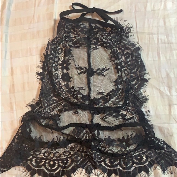 NWT Lace halter crop & boy short set - Picture 3 of 6